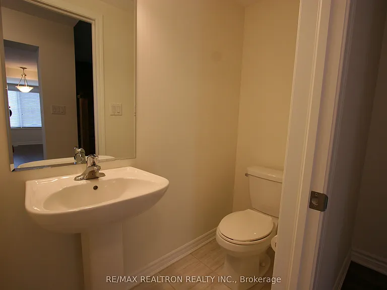 66 Casely Ave — Photo 8