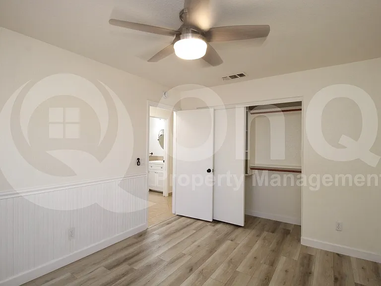 1562 S Monterey St — Photo 14