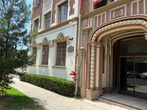621 1/4 S Gramercy Pl #L305, Los Angeles, CA 90005