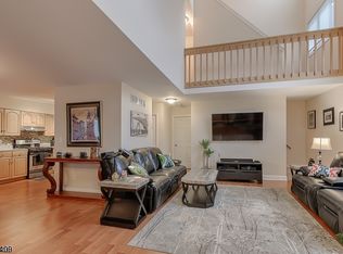44 Chestnut St, Morristown, NJ 07960