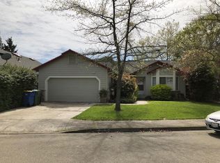 360 Biggs Ct, Windsor, CA 95492