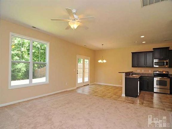 4th image of 1213 Deer Hill Dr