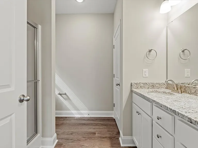 1466 Summergate Dr — Photo 36