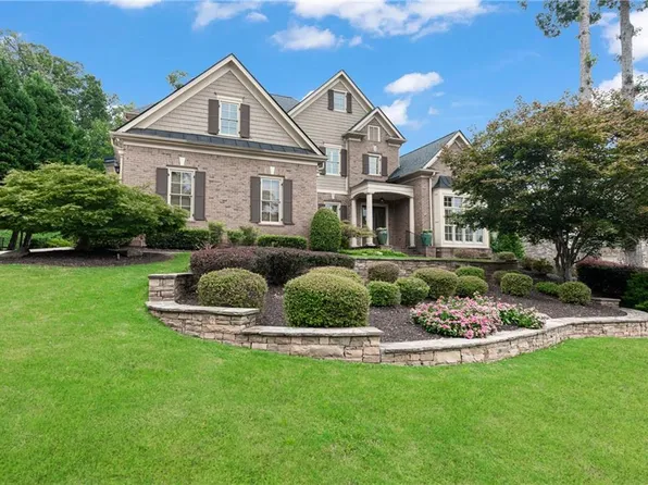 1315 Glen Cedars Dr, Smyrna, GA 30126