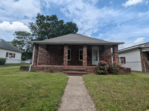 912 N 13th St, Vincennes, IN 47591