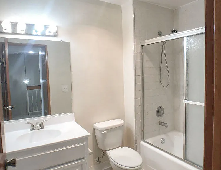 422 S Palm Dr #2 — Photo 9
