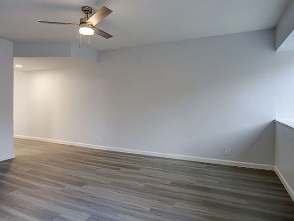 5th image of 3147 Jefferson St APT 5