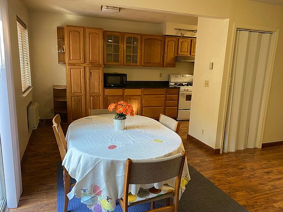 2nd image of 1920 Messina Dr