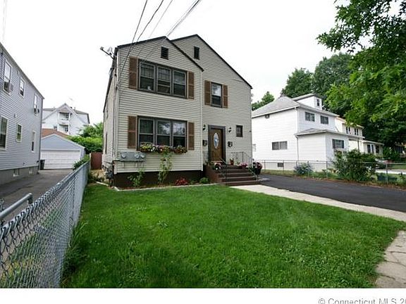 3rd image of 62 Lincoln Ave
