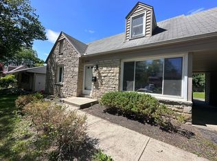 2292 Swansea Rd, Columbus, OH 43221