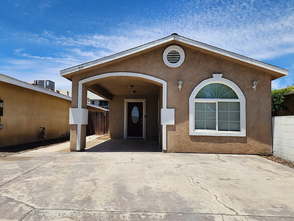 2111 Kalibo St