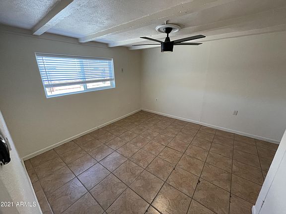 5th image of 703 W 1st Pl #1