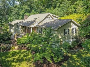 8078 Dryer Rd, Victor, NY 14564