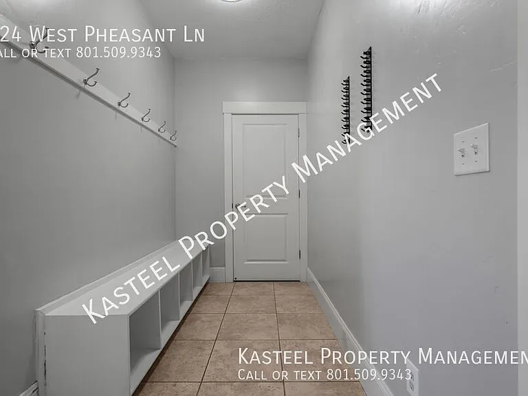 924 W Pheasant Ln — Photo 27