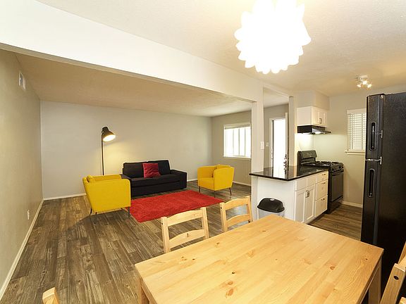 2nd image of 831 E Grayson St APT 101