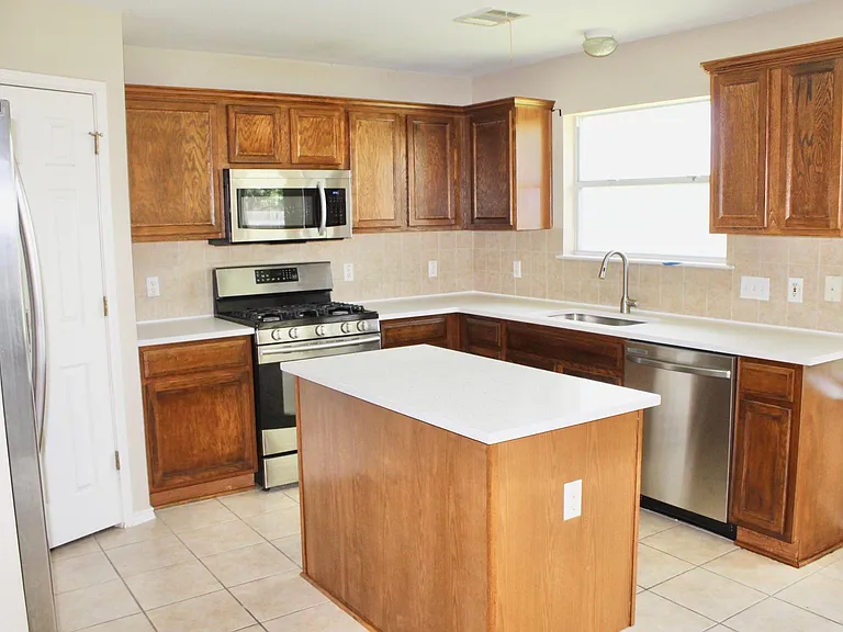 14704 La Llorona Ln — Photo 4