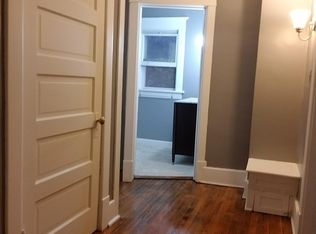 1725 Sumner St, Lincoln, NE 68502