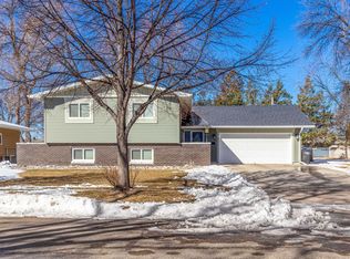 2301 10th St S, Fargo, ND 58103