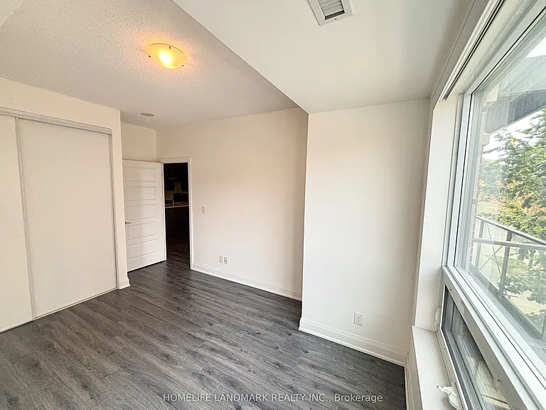 1 Uptown Dr #207 — Photo 26