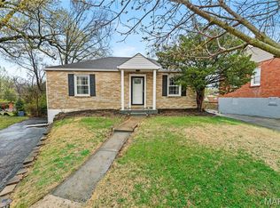 104 Sylvia Dr, Saint Louis, MO 63125