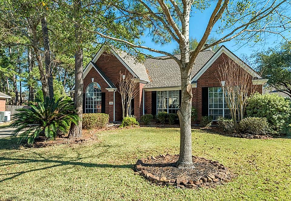 1st image of 19806 Elm Fork Dr
