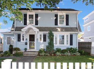 333 Grovers Ave, Bridgeport, CT 06605