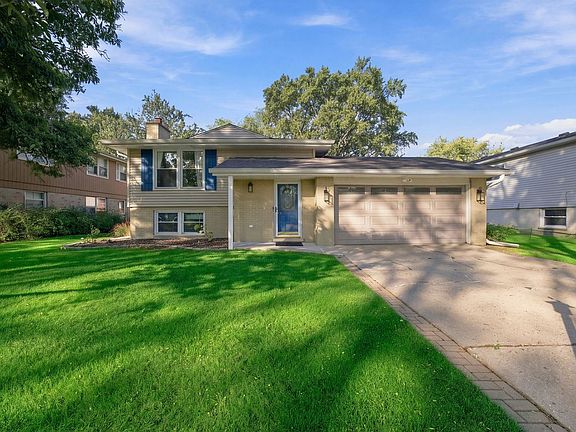 2nd image of 1708 N Mura Ln