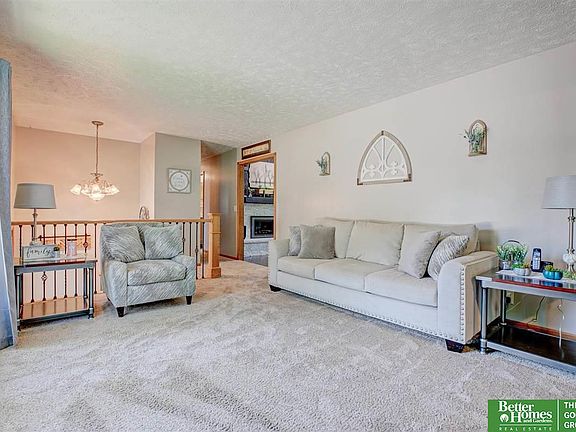 3rd image of 3510 Daniell Cir