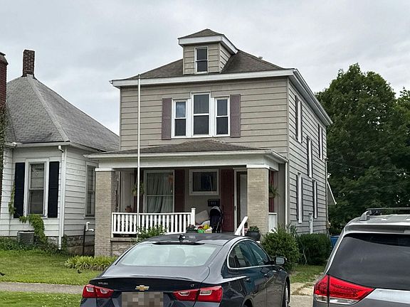 2nd image of 812 N Cherry St