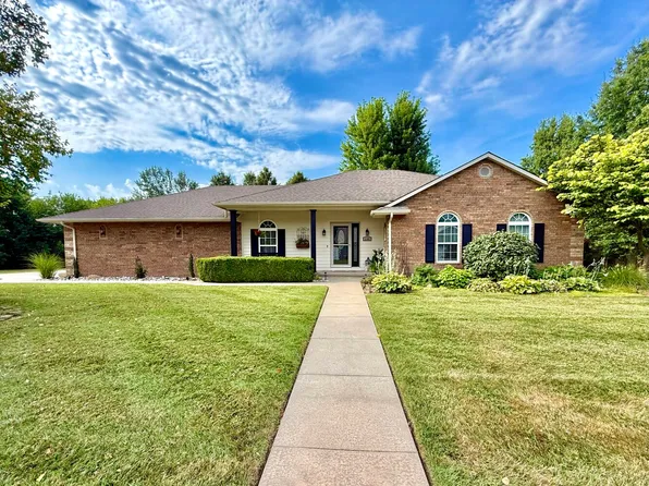2107 W 4th St, Chanute, KS 66720