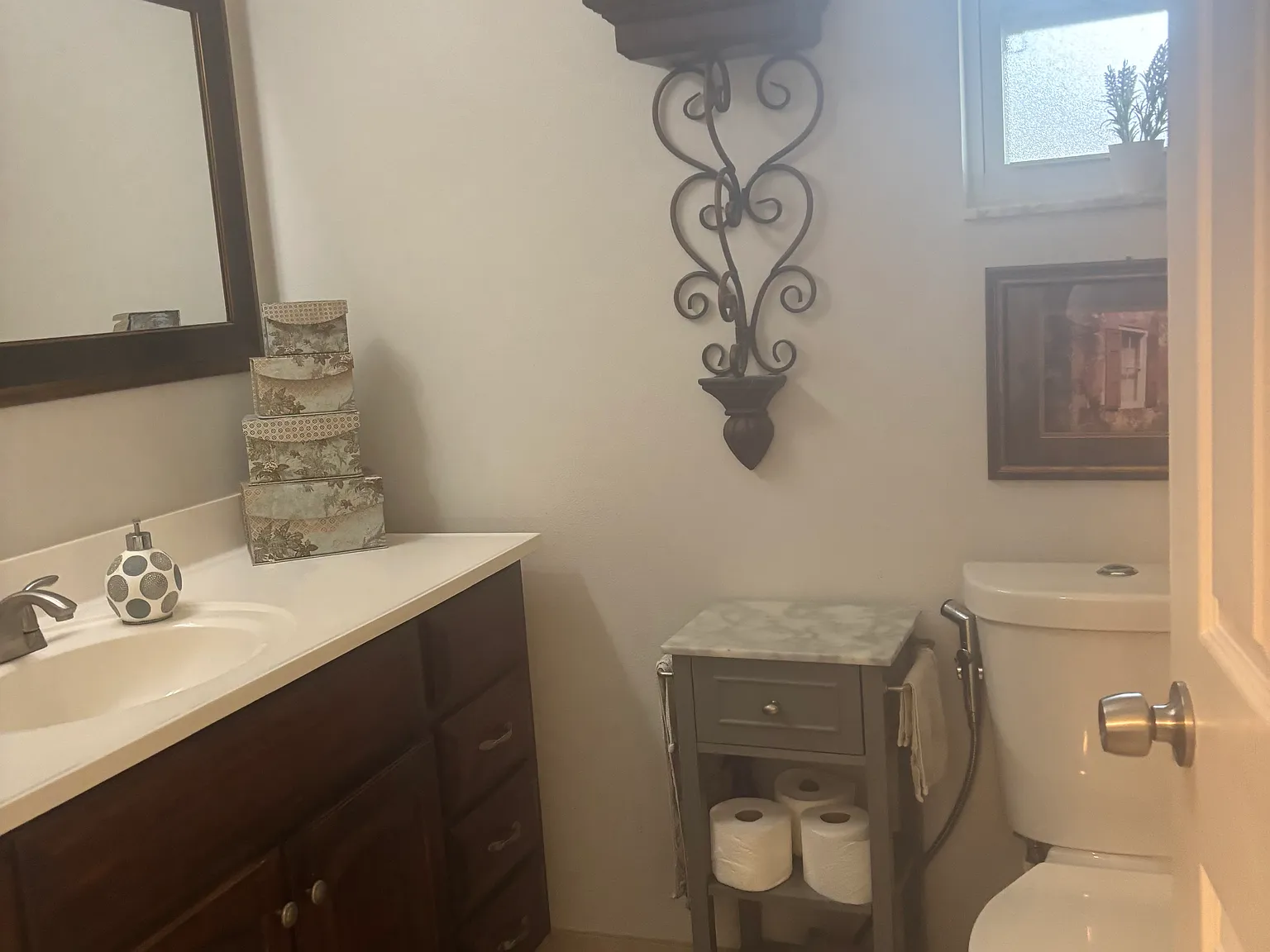 3 bed, 2000 sqft, $1,200 — Photo 3