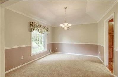 4th image of 740 W 121st St