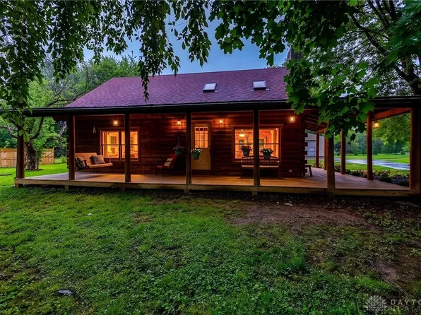 3230 Greentree Rd, Lebanon, OH 45036