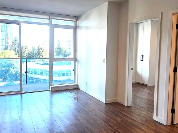 5th image of 10448 University Dr #809