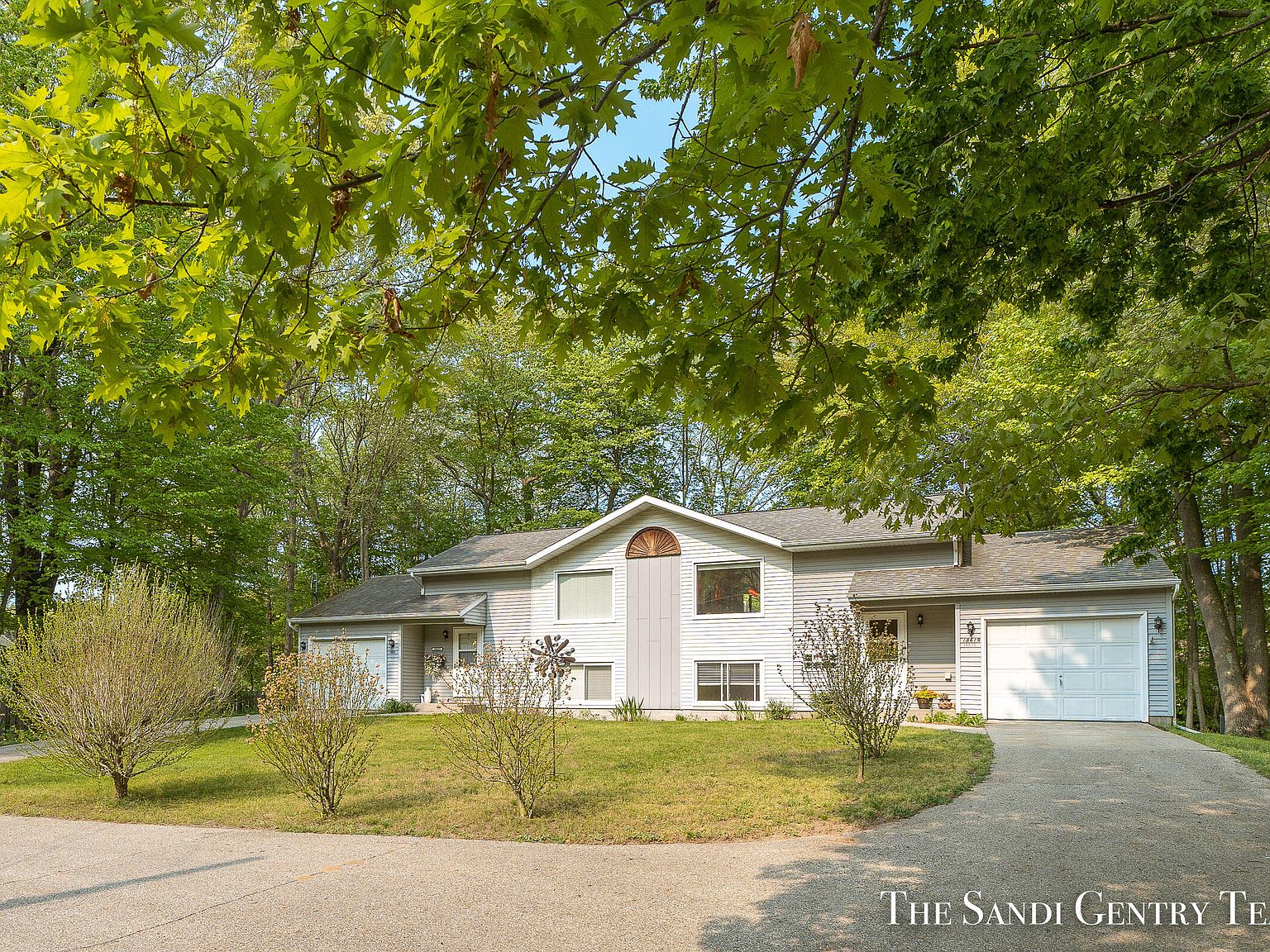 18615 148th Ave, Spring Lake, MI 49456 Zillow