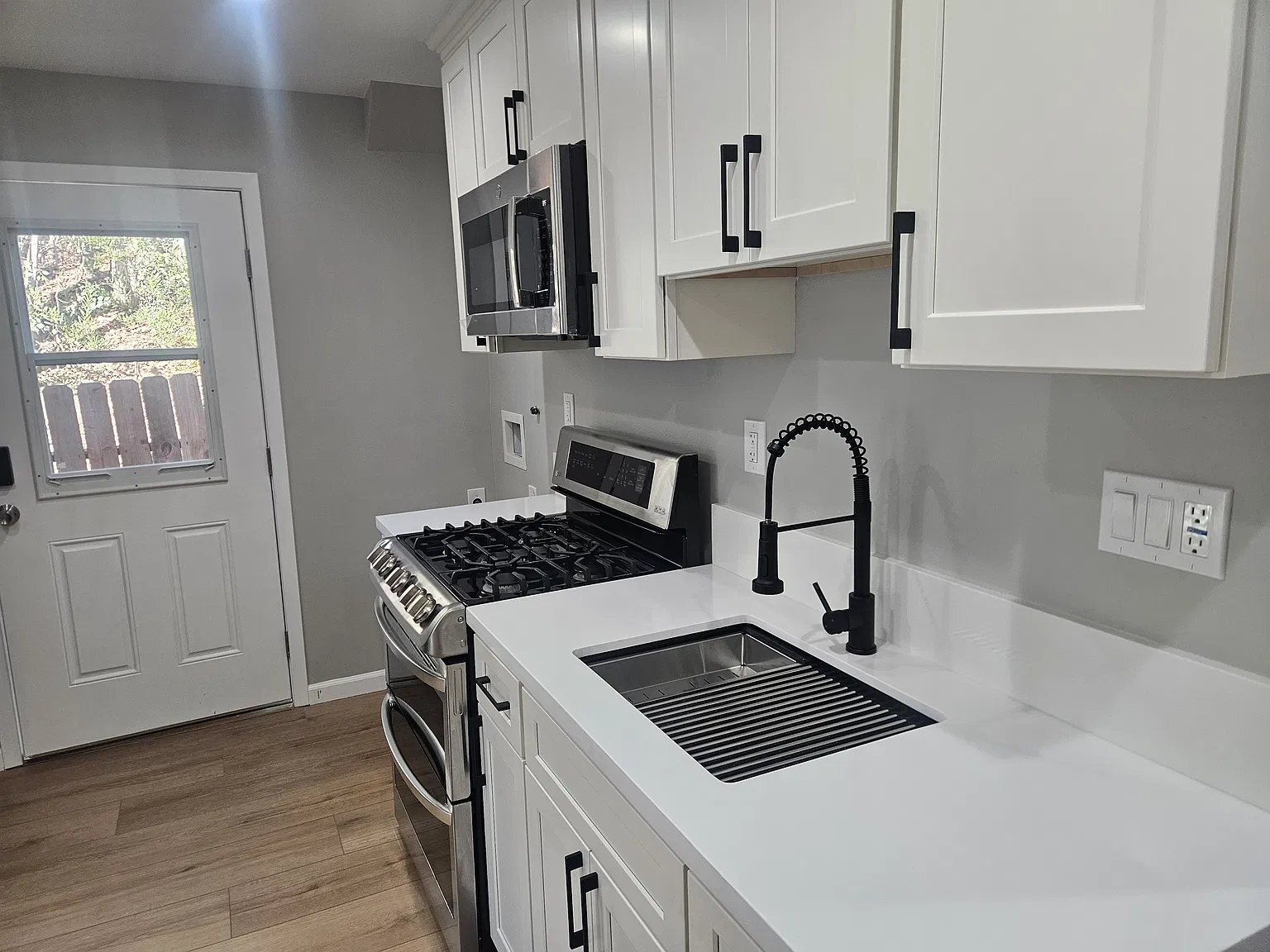 21179 Martynia Ct — Photo 3