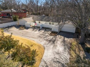 3133 S Florence Ct, Tulsa, OK 74105