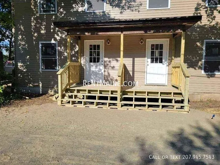 46 Bradbury St #3 — Photo 12
