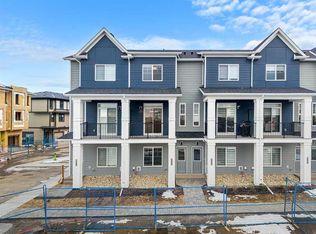 285 W Chelsea Ct #132, Chestermere, AB T1X 2W7