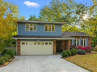 5200 Douglas Rd, Oswego, IL 60543