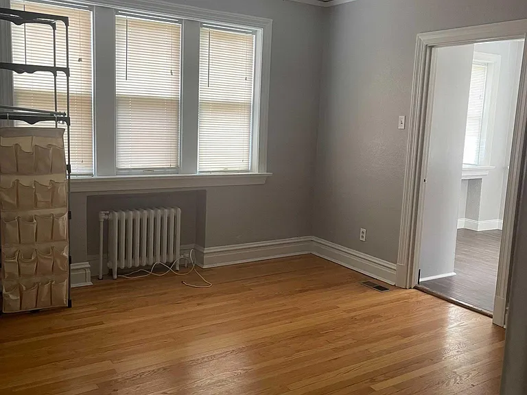 7154 Amherst Ave #1 — Photo 11