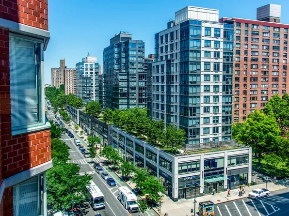 750 Columbus Avenue image 51 of 61