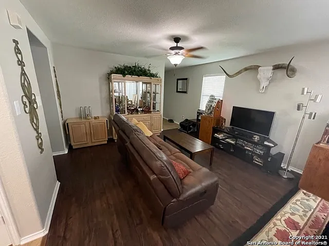 10210 Dixon Wood — Photo 5