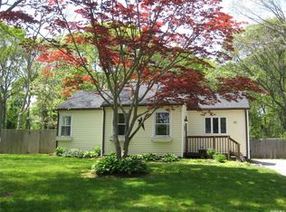 40 Forest Rd, Centereach, NY 11720