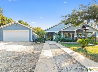 19 Persimmon Dr, Wimberley, TX 78676