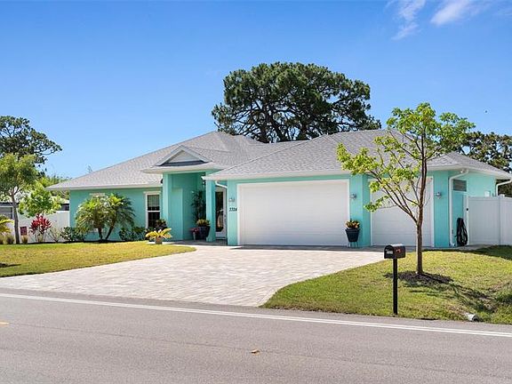 5th image of 3324 Shamrock Dr