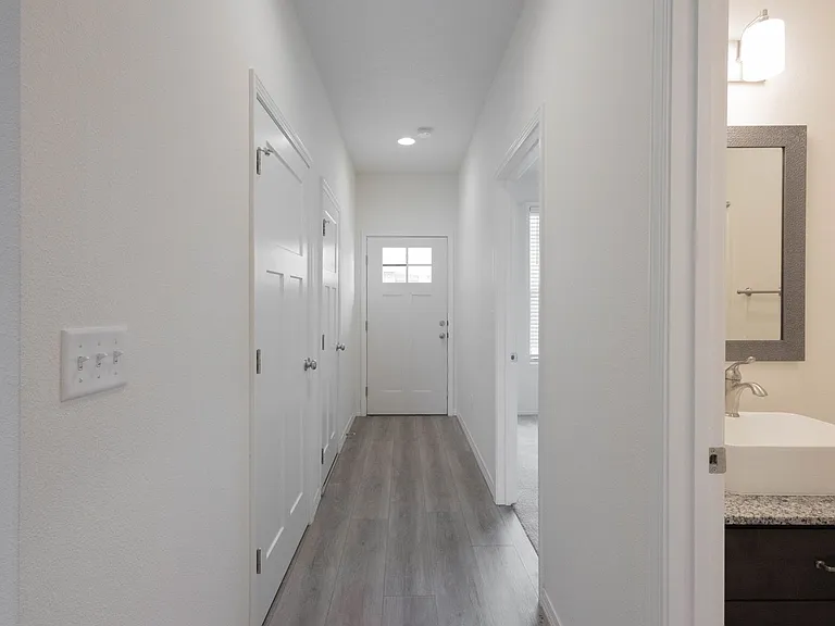 3051 W Cardinal St — Photo 18