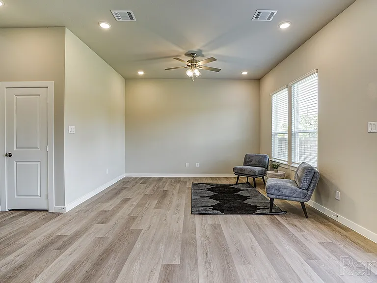 The Residences at Harrison Park — Photo 38