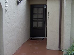 3697 Longmeadow #7-2, Sarasota, FL 34235