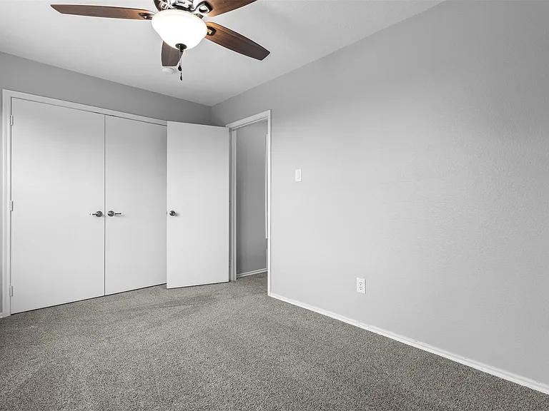 308 Deer Run Dr — Photo 14